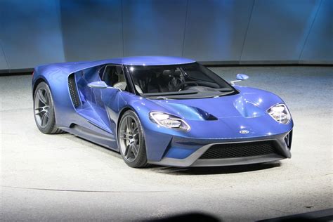 Ford Unveils 600+ HP Twin-Turbo EcoBoost V6 GT Supercar at Detroit Auto ...