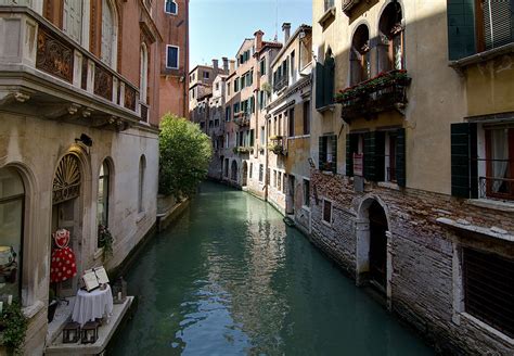 Venice Canal, Italy | Venice, Italy | Artur Staszewski | Flickr