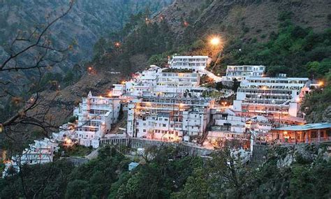 Over 3.6 lakh pilgrims visit Vaishno Devi during Navratras - The Samikhsya