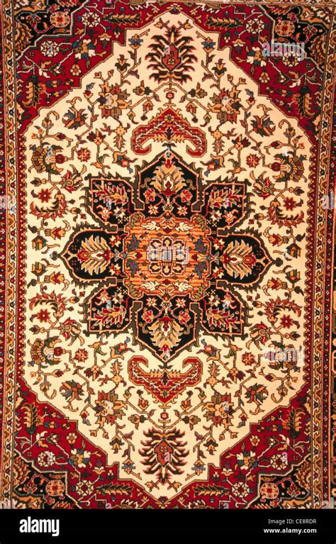 BDR 80612 : indian Kashmiri Carpet india Stock Photo: 43219955 - Alamy