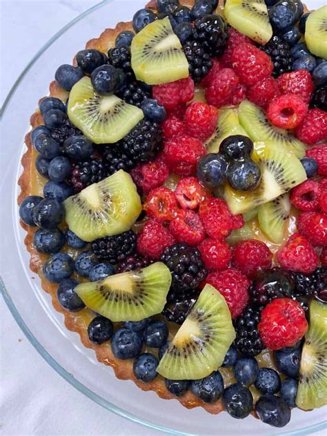 Fresh Fruit Tart - crinkledcookbook.com