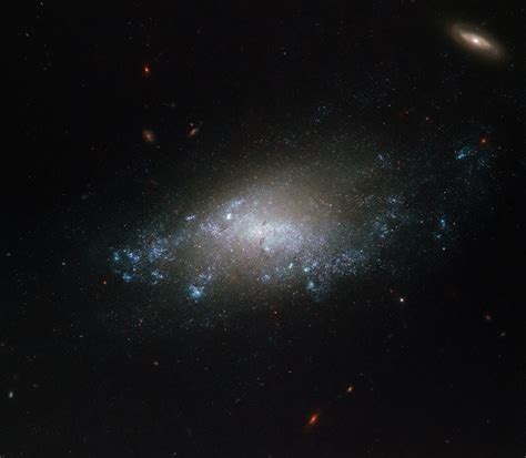 Spiral Galaxy NGC 3274 | Earth Blog