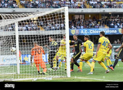 Gol Leonardo Bonucci Juventus 2-2 goal celebration Verona 18-08-2018 ...