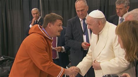 Reporter shares her interesting conversation with Pope Francis - APTN News