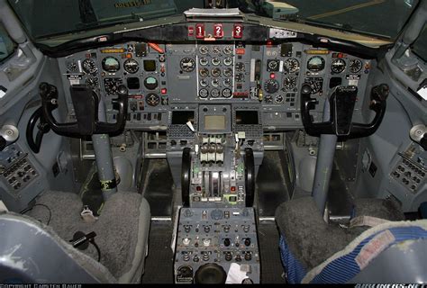 The Boeing 727-200 Cockpit | Aircraft & Airports | Pinterest