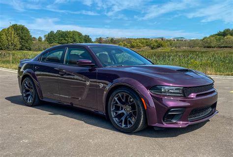 Dodge Charger SRT Hellcat Widebody Looks and Sounds Spectacular