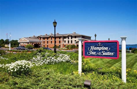 Hampton Inn & Suites Petoskey (Petoskey, MI) - Resort Reviews ...