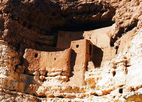 Hohokam cliff dwelling, Arizona | Cliff dwellings, Montezuma castle ...