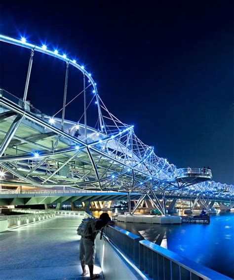 Singapore Helix Bridge