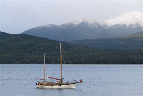 Lake Te Anau | lake, New Zealand | Britannica