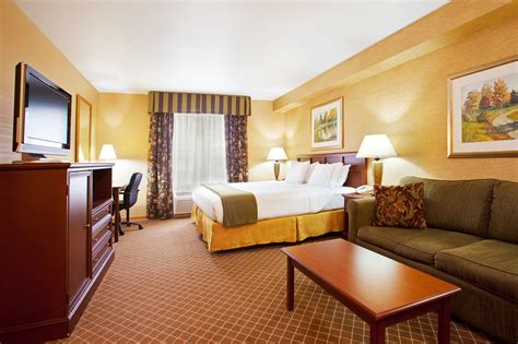 Discount Coupon for Holiday Inn Express Hotel & Suites Iron Mountain in Iron Mountain, Michigan ...