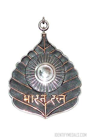 The Bharat Ratna Award - Indian Medals & Honors - Civilian