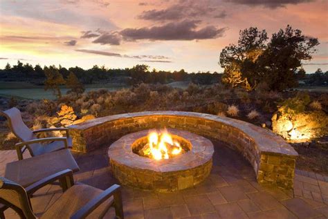 60 Backyard and Patio Fire Pit Ideas (Different Types with Photo ...