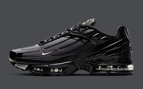 The Air Max Plus 3 Black/Wolf Grey Releases Next Week | HOUSE OF HEAT