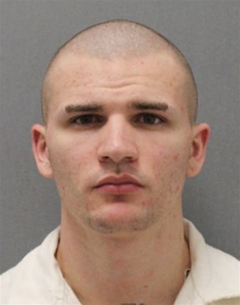 Texas inmate captured after escaping prison by climbing fence