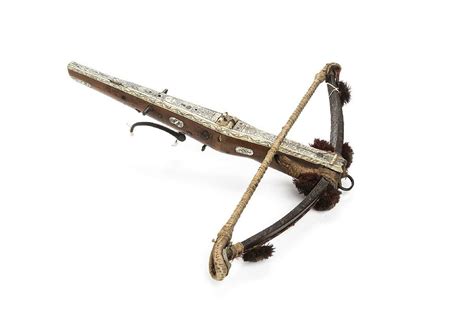 Crossbows in Ancient Chinese Warfare | Ancient chinese, Crossbow, Crossbows