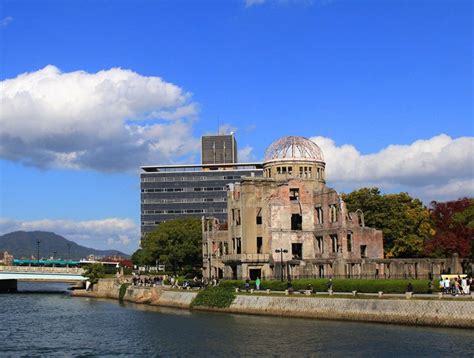 Hiroshima and Nagasaki Atomic Bomb Museum Guide - Mad or Nomad