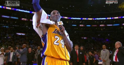 2016年，Kobe Bryant告別戰「60分」的華麗轉身 - NBA - 籃球 | 運動視界 Sports Vision