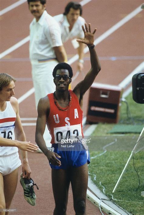 USA Edwin Moses Wins Gold in Men's 400M at 1976 Summer Olympics