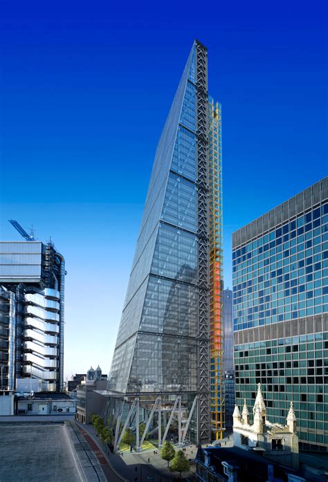 Voyage à Londres 2016: City - The Monument - The Gherkin