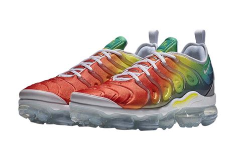 Nike Air VaporMax Plus Rainbow 924453-103 - KicksOnFire.com