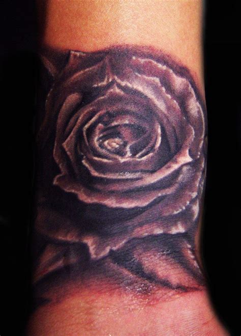 Dark rose tattoo | Traditional rose tattoos, Dark roses tattoo, Purple ...