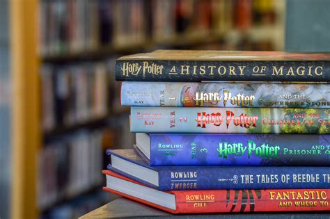 GIVEAWAY | Win Illustrated Harry Potter Books 1, 2, and 3