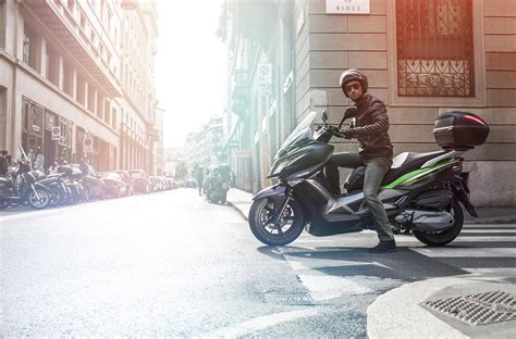 KAWASAKI J300 (2016-Present) Specs, Performance & Photos - autoevolution