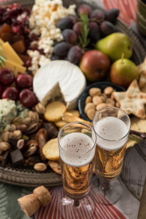 Sparkling Wine Pairings - Nibbles and Feasts