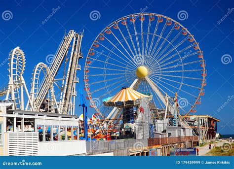 Amusement Rides on the Boardwalk in Wildwood, New Jersey Editorial Stock Image - Image of ...