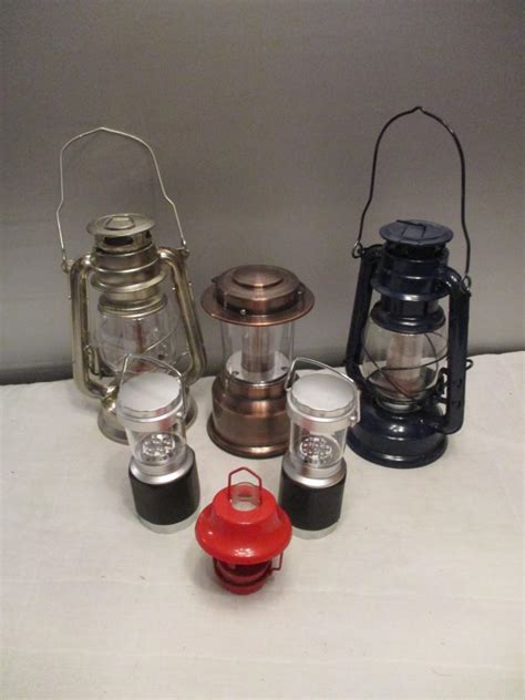 Battery Operated Lanterns | EstateSales.org