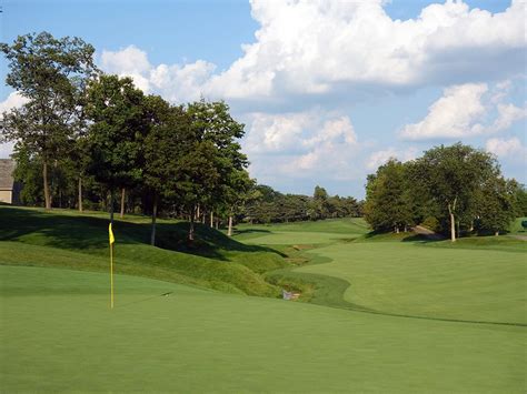 Muirfield Village Golf Club (Dublin, Ohio) | GolfCourseGurus