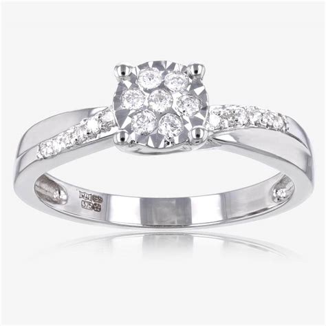 Round Cut 9ct White Gold Diamond Ring