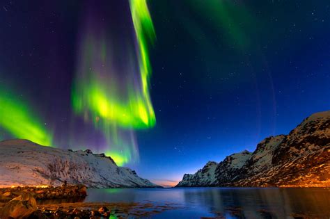 Equinox In Iceland & The Northern Lights | Escapewithpro.com