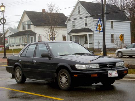 1992 Nissan Stanza GXE - Sedan 2.4L auto