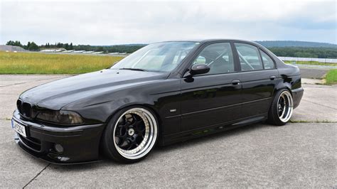 BMW M5 E39 Tuning: Mit tiefem Fahrwerk zur Tuning Trophy Germany - AUTO BILD