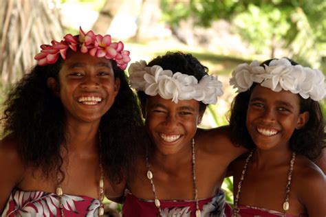 Culture Girls | Paradise in Fiji