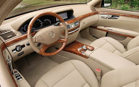 Mercedes-Benz Plans to Scrap Maybach Luxury Brand by 2013