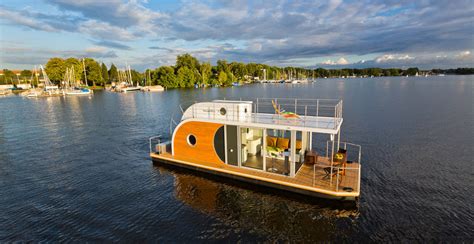 Houseboat Design