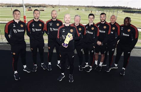 Erik ten Hag and his Coaching staff with the Premier League Manager of the Month award [@manutd ...