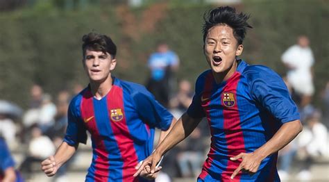 BARCELONA KICKS OFF ONLY USA RESIDENTIAL ACADEMY • SoccerToday