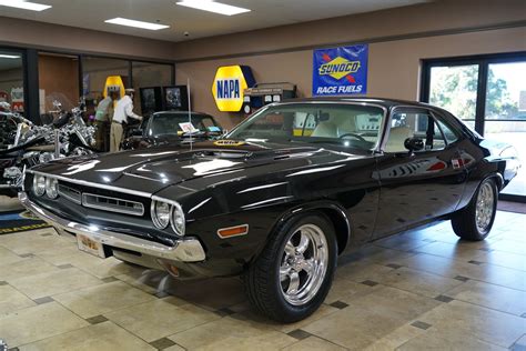 1971 Dodge Challenger | American Muscle CarZ