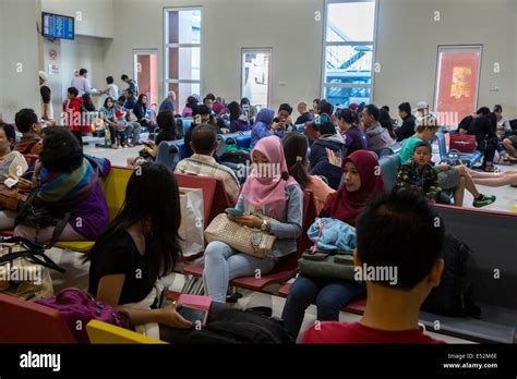 Denpasar bali airport hi-res stock photography and images - Alamy