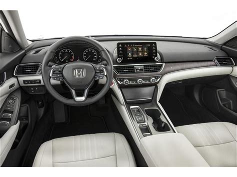 2018 Honda Accord: 56 Interior Photos | U.S. News