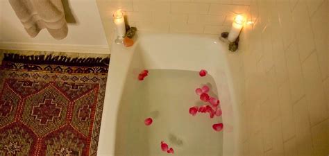 Full Moon Bath Ritual – The Best Kind of Self Soothing | Moon bath ...