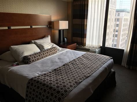 Crowne Plaza Hotel Kansas City Downtown - UPDATED 2021 Prices, Reviews & Photos (MO) - Tripadvisor