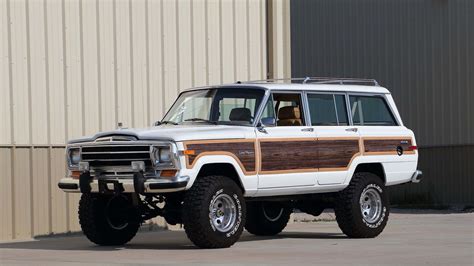 1988 Jeep Grand Wagoneer Custom for Sale at Auction - Mecum Auctions ...