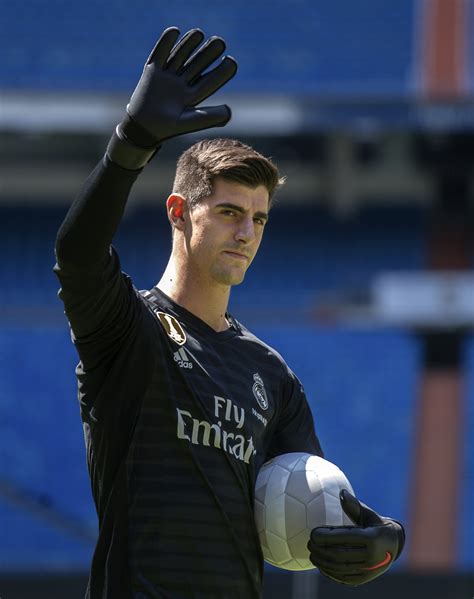 Arrival of Courtois ignites fight in Real Madrid goal