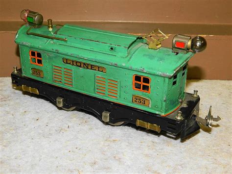 Sold Price: VINTAGE LIONEL PREWAR O GAUGE NO. 253 4 PC PASSENGER CAR ...