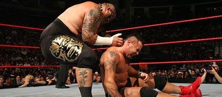 Intercontinental Champion Santino Marella def. Umaga (DQ) | WWE